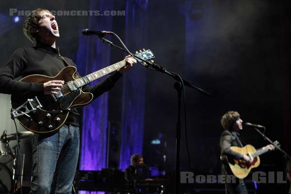 THE LAST SHADOW PUPPETS - 2008-08-26 - PARIS - Olympia - Miles Kane - Alex Turner